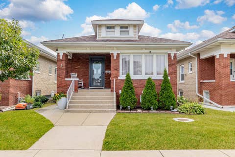Photo of 1621 S 60th Court, Cicero, IL 60804 (MLS # 12736255)