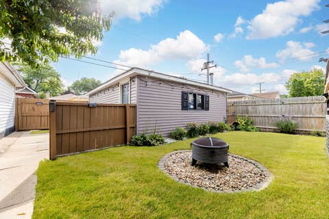 Tiny photo for 1621 S 60th Court, Cicero, IL 60804 (MLS # 12736255)
