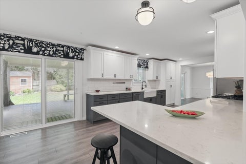 Tiny photo for 1210 Wilshire Court, Champaign, IL 61821 (MLS # 12675919)