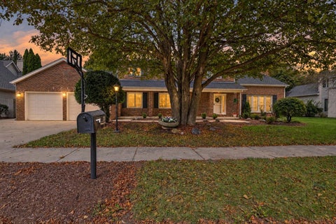 Photo of 1210 Wilshire Court, Champaign, IL 61821 (MLS # 12675919)