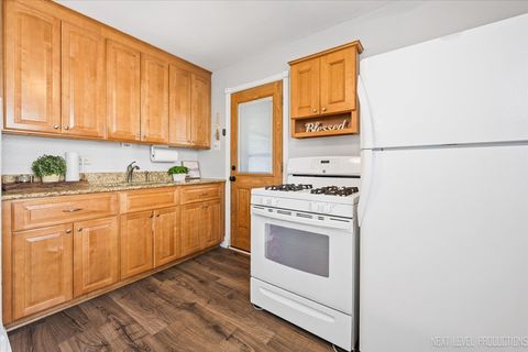 Tiny photo for 2440 S 20th Avenue, Broadview, IL 60155 (MLS # 12483261)