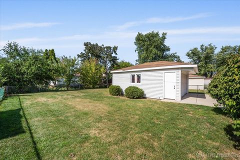 Tiny photo for 2440 S 20th Avenue, Broadview, IL 60155 (MLS # 12483261)