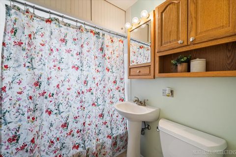 Tiny photo for 2440 S 20th Avenue, Broadview, IL 60155 (MLS # 12483261)