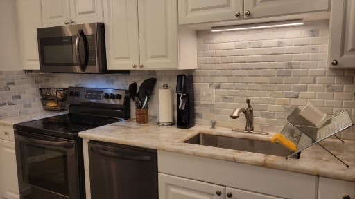 211 E Ohio Street 2215