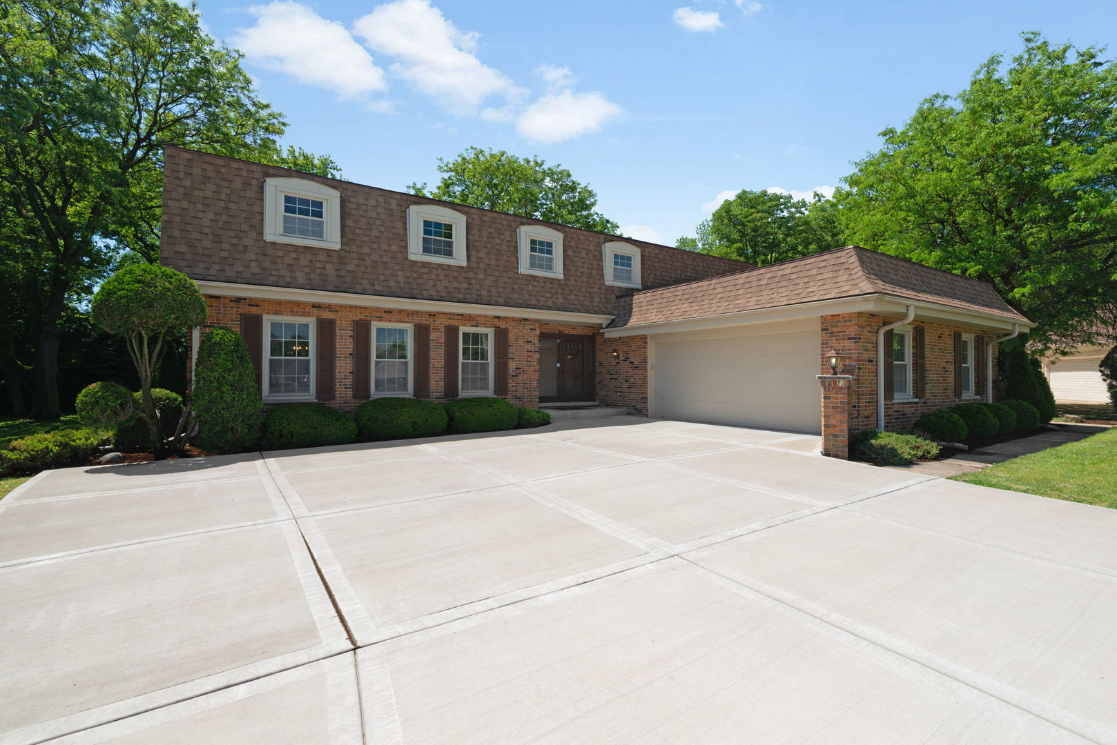 65 Regent Drive