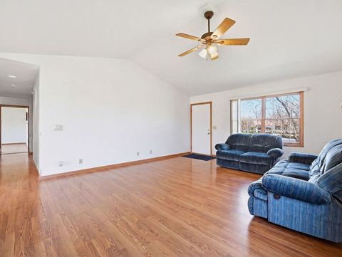 Tiny photo for 1730 Pebblewood Court, Sycamore, IL 60178 (MLS # 12615583)