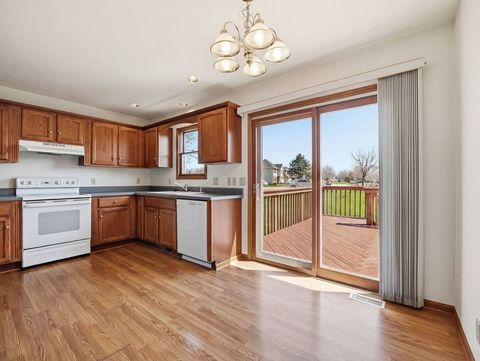 Tiny photo for 1730 Pebblewood Court, Sycamore, IL 60178 (MLS # 12615583)