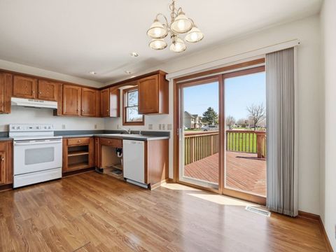 Tiny photo for 1730 Pebblewood Court, Sycamore, IL 60178 (MLS # 12615583)