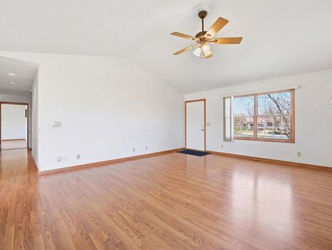 Tiny photo for 1730 Pebblewood Court, Sycamore, IL 60178 (MLS # 12615583)