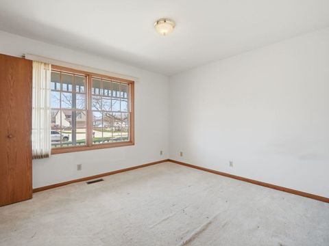 Tiny photo for 1730 Pebblewood Court, Sycamore, IL 60178 (MLS # 12615583)