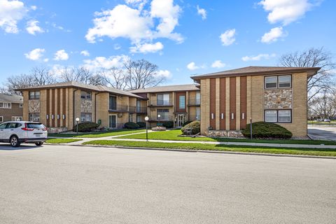 Tiny photo for 18318 Exchange Avenue #2F, Lansing, IL 60438 (MLS # 12613554)