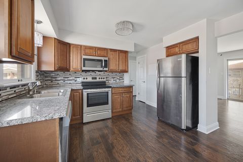 Tiny photo for 18318 Exchange Avenue #2F, Lansing, IL 60438 (MLS # 12613554)