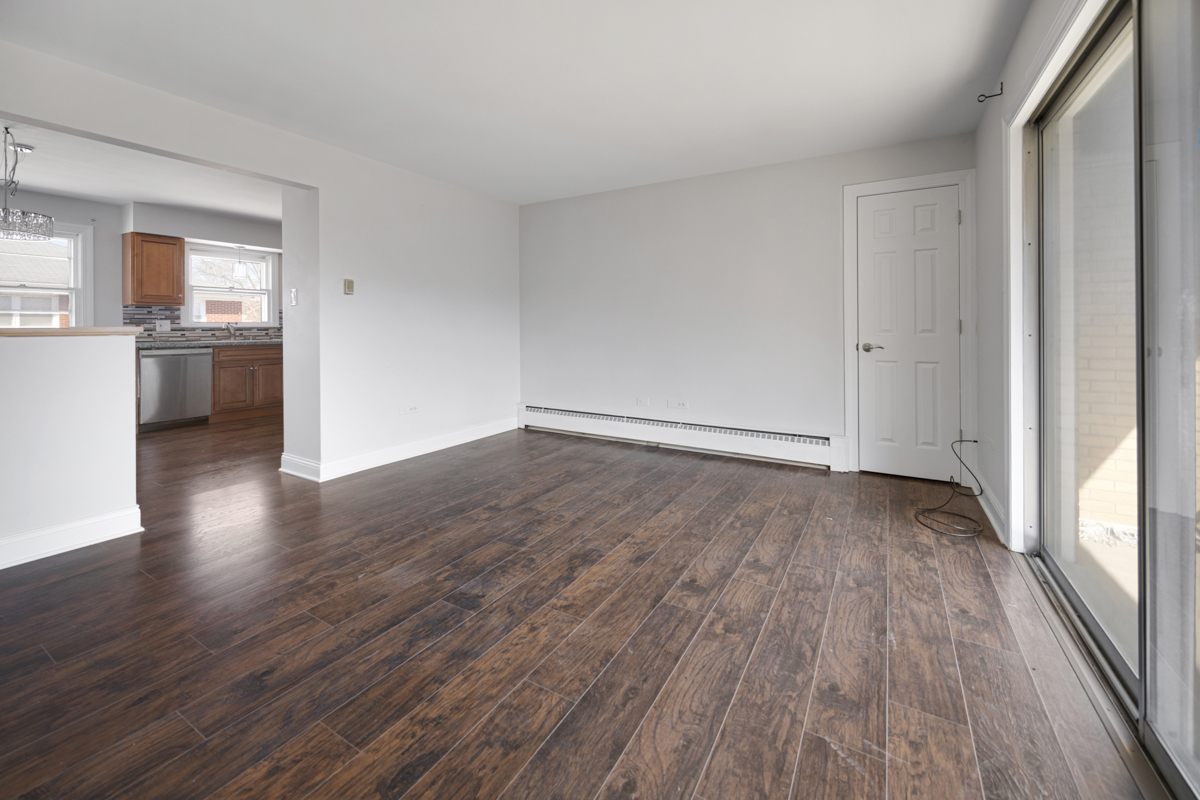 18318 Exchange Avenue 2F