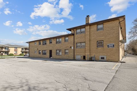 Tiny photo for 18318 Exchange Avenue #2F, Lansing, IL 60438 (MLS # 12613554)