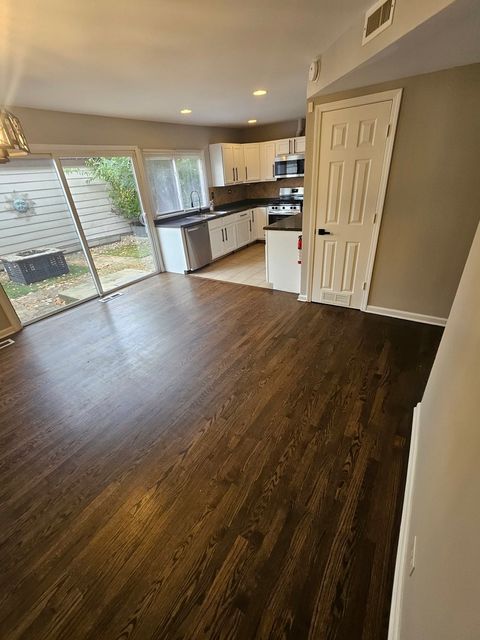 Tiny photo for 1239 SAN SIMEON Drive, Hanover Park, IL 60133 (MLS # 12493610)