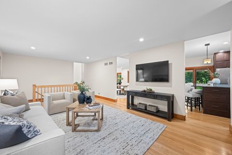 Tiny photo for 23W212 Blackcherry Lane, Glen Ellyn, IL 60137 (MLS # 12662774)