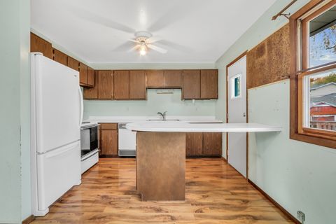 Tiny photo for 918 Ronald Terrace, Round Lake Beach, IL 60073 (MLS # 12518496)