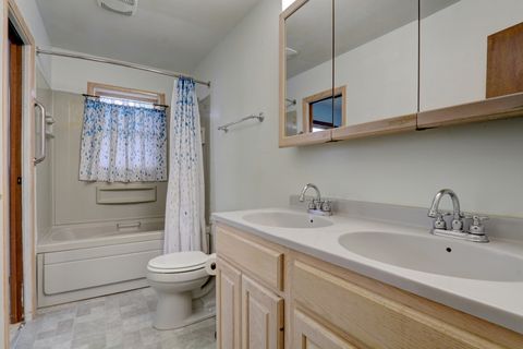 Tiny photo for 918 Ronald Terrace, Round Lake Beach, IL 60073 (MLS # 12518496)