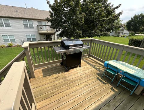 Tiny photo for 715 SYCAMORE Court, Lindenhurst, IL 60046 (MLS # 12729897)