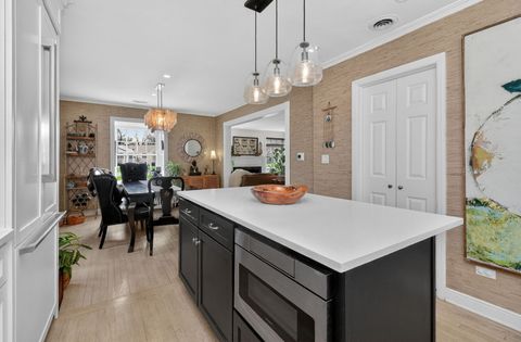 Tiny photo for 284 Chesterfield Avenue, Glen Ellyn, IL 60137 (MLS # 12623895)