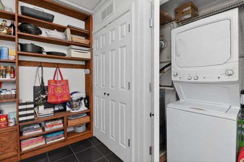 Tiny photo for 284 Chesterfield Avenue, Glen Ellyn, IL 60137 (MLS # 12623895)