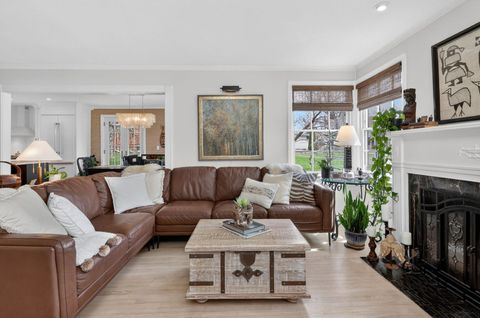 Tiny photo for 284 Chesterfield Avenue, Glen Ellyn, IL 60137 (MLS # 12623895)