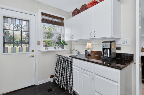 Tiny photo for 284 Chesterfield Avenue, Glen Ellyn, IL 60137 (MLS # 12623895)