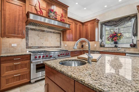 Tiny photo for 515 S Sunnyside Avenue, Elmhurst, IL 60126 (MLS # 12696364)