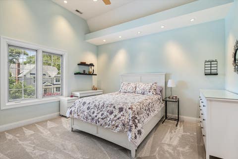 Tiny photo for 515 S Sunnyside Avenue, Elmhurst, IL 60126 (MLS # 12696364)