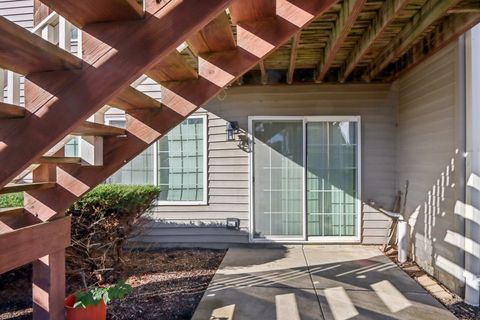 Tiny photo for 533 Blue Springs Drive, Fox Lake, IL 60020 (MLS # 12507323)