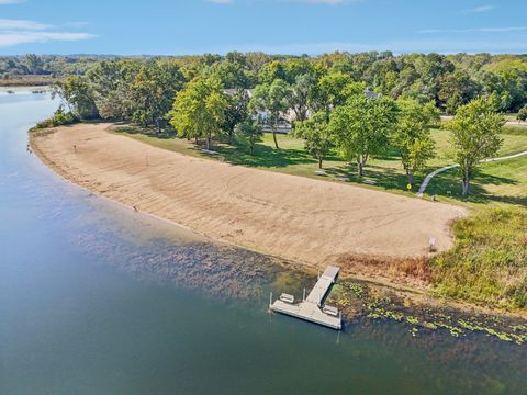 Tiny photo for 533 Blue Springs Drive, Fox Lake, IL 60020 (MLS # 12507323)