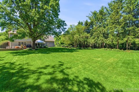 Tiny photo for 990 Pinecrest Drive, Sugar Grove, IL 60554 (MLS # 12666910)