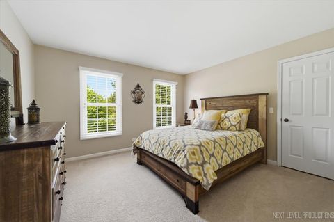 Tiny photo for 990 Pinecrest Drive, Sugar Grove, IL 60554 (MLS # 12666910)