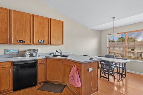 Tiny photo for 1896 Sedgewood Avenue, Aurora, IL 60503 (MLS # 12497313)