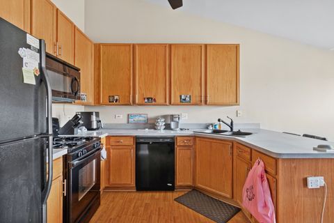 Tiny photo for 1896 Sedgewood Avenue, Aurora, IL 60503 (MLS # 12497313)