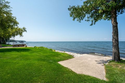 Tiny photo for 5707 Bay Shore Drive, Sturgeon Bay, WI 54235 (MLS # 12553111)