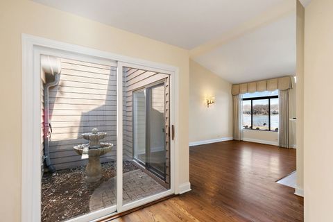 Tiny photo for 709 Woodbridge Court #709, Lake Barrington, IL 60010 (MLS # 12579970)