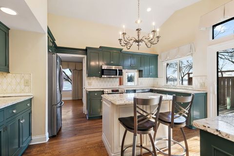 Tiny photo for 709 Woodbridge Court #709, Lake Barrington, IL 60010 (MLS # 12579970)