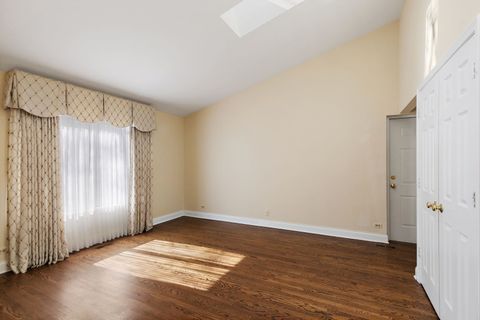 Tiny photo for 709 Woodbridge Court #709, Lake Barrington, IL 60010 (MLS # 12579970)