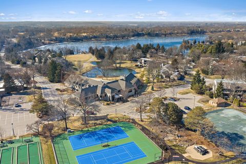 Tiny photo for 709 Woodbridge Court #709, Lake Barrington, IL 60010 (MLS # 12579970)