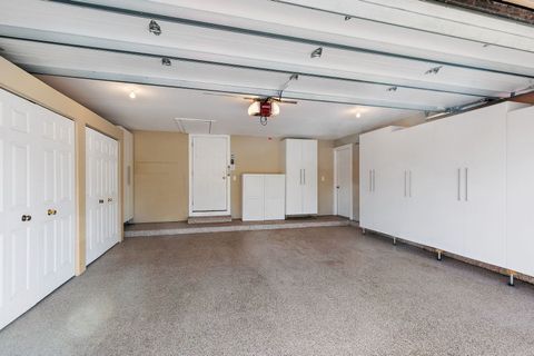 Tiny photo for 709 Woodbridge Court #709, Lake Barrington, IL 60010 (MLS # 12579970)