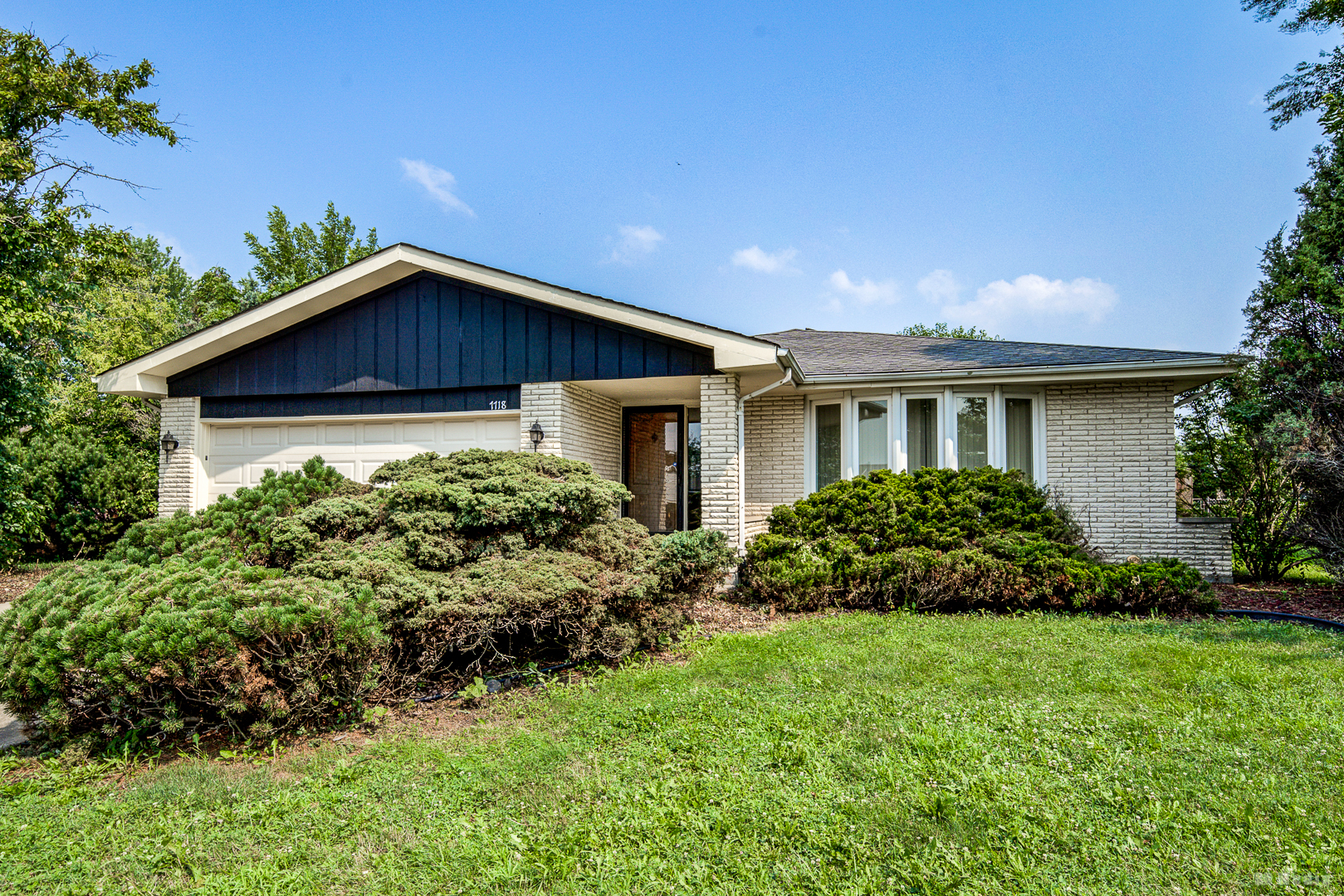 7718 W 157th Place