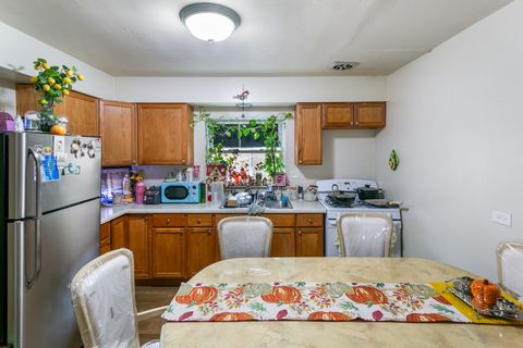 Tiny photo for 805 N 22nd Avenue, Melrose Park, IL 60160 (MLS # 12437624)