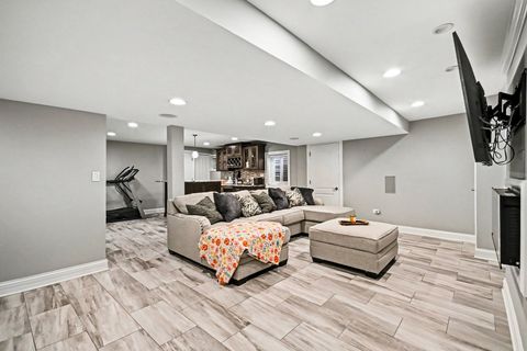 Tiny photo for 17364 W Westwind Drive, Gurnee, IL 60031 (MLS # 12640277)