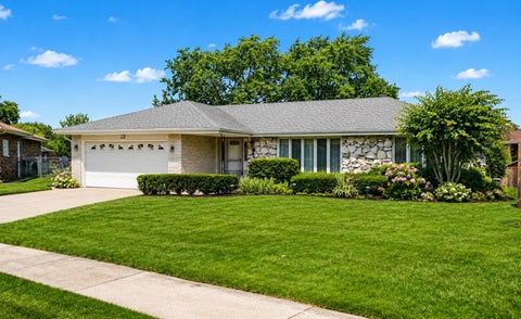 Photo of 7758 Sequoia Court, Orland Park, IL 60462 (MLS # 12690769)