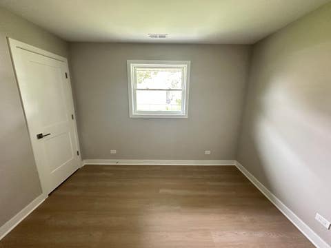 Tiny photo for 38 Evergreen Street, Elk Grove Village, IL 60007 (MLS # 12732775)