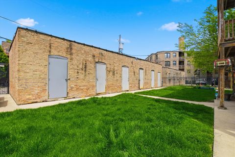 Tiny photo for 2720 N Sawyer Avenue #3, Chicago, IL 60647 (MLS # 12634141)
