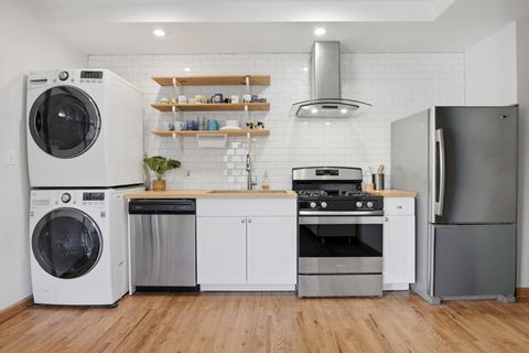 Tiny photo for 2720 N Sawyer Avenue #3, Chicago, IL 60647 (MLS # 12634141)