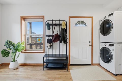 Tiny photo for 2720 N Sawyer Avenue #3, Chicago, IL 60647 (MLS # 12634141)