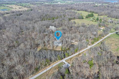 Tiny photo for 207 Kennedy Road, Carbondale, IL 62903 (MLS # 12607660)